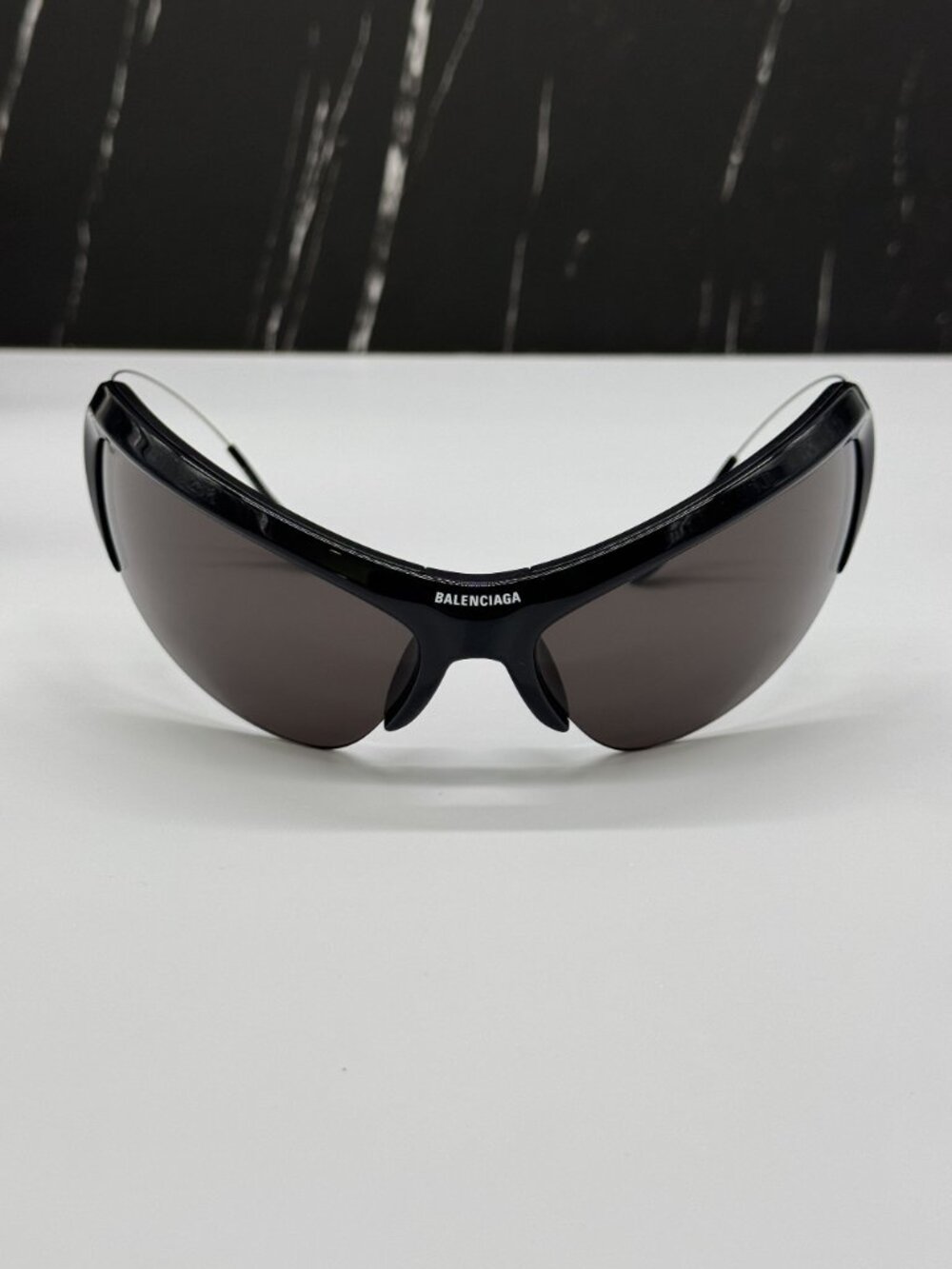 NEW BALENCIAGA BB0232S 001 BLACK UNISEX SUNGLASSES BALENCIAGA EYEWEAR - Picture 5 of 16
